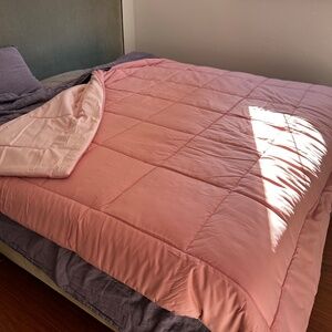 Ikea Hedfryle Pink Queen Size Comforter New without tags